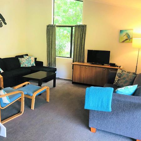 Kereru Retreat - Matakana Holiday Home ภายนอก รูปภาพ