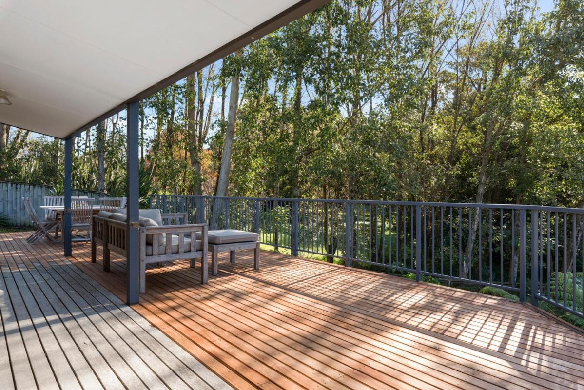 Kereru Retreat - Matakana Holiday Home ภายนอก รูปภาพ